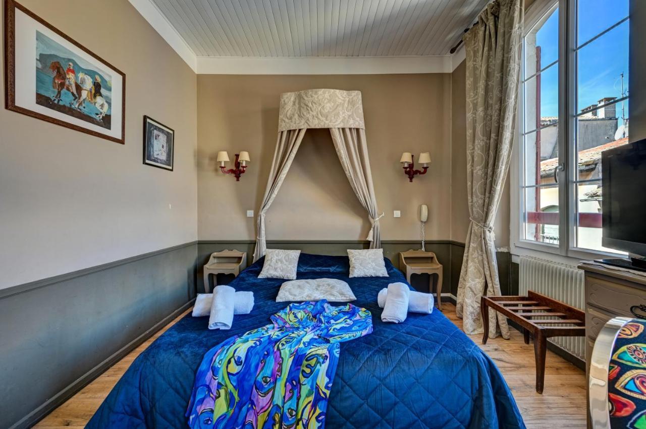 Hotel De Provence Tarascon Buitenkant foto