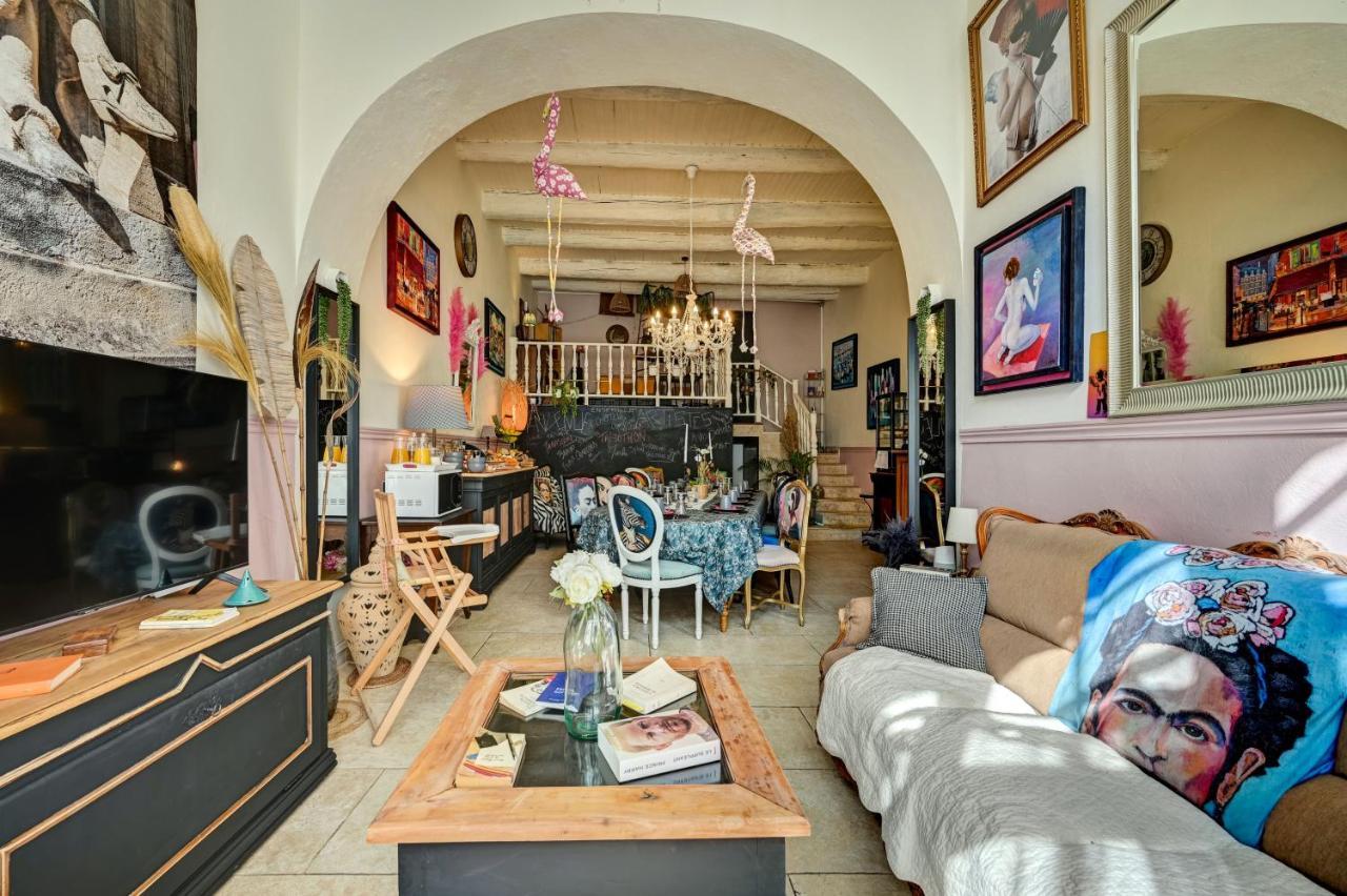 Hotel De Provence Tarascon Buitenkant foto