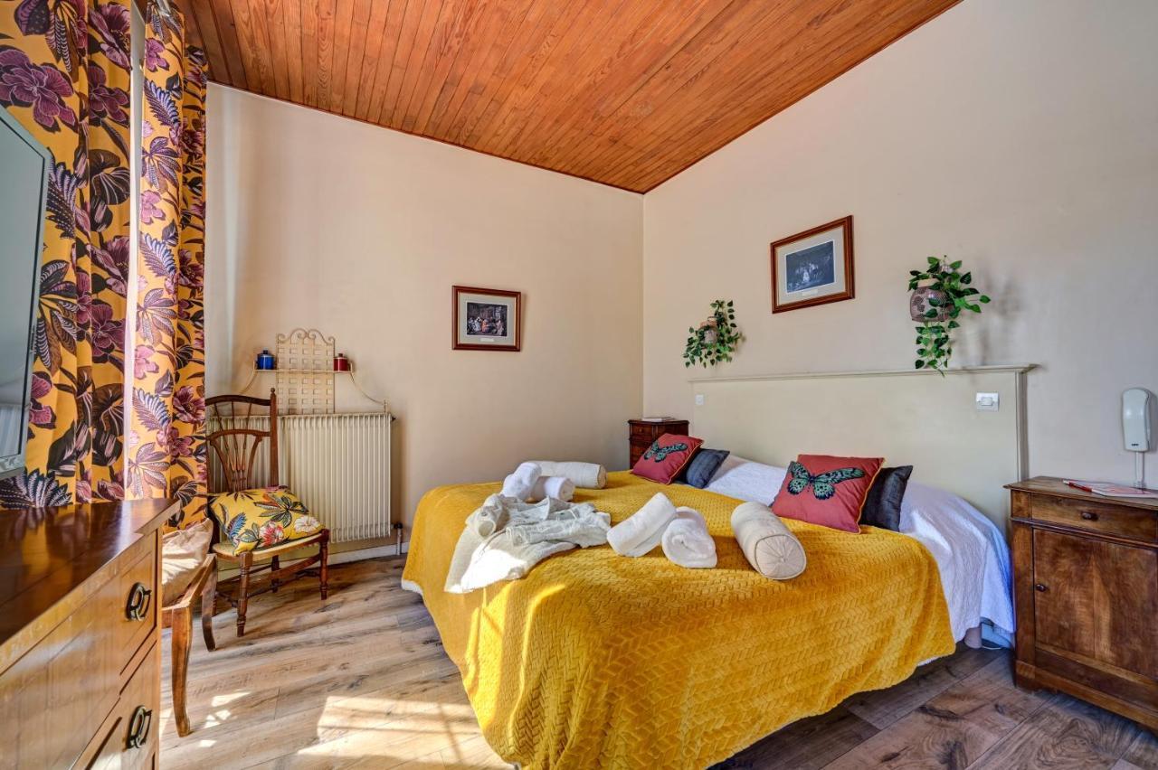 Hotel De Provence Tarascon Buitenkant foto