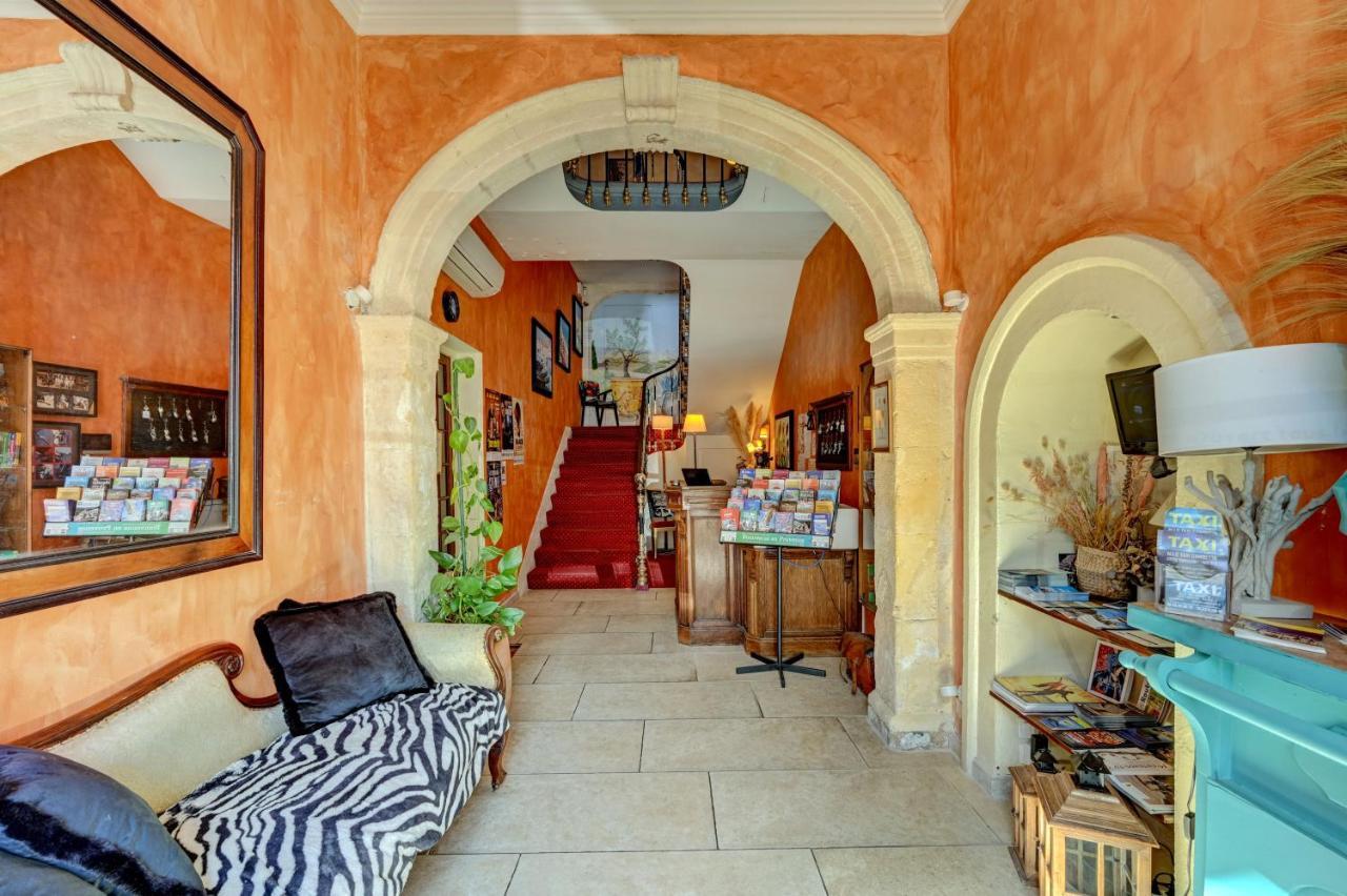 Hotel De Provence Tarascon Buitenkant foto