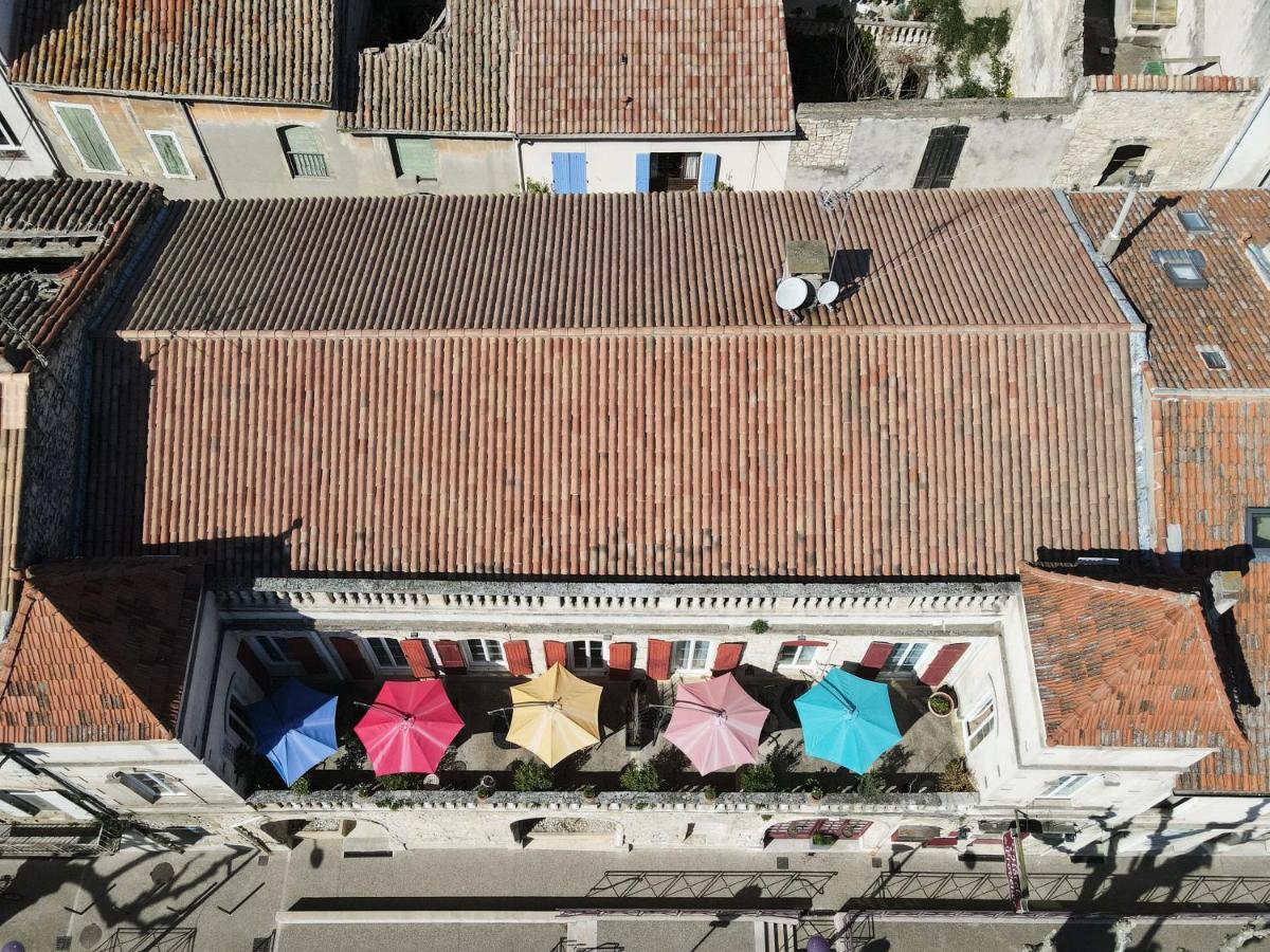 Hotel De Provence Tarascon Buitenkant foto