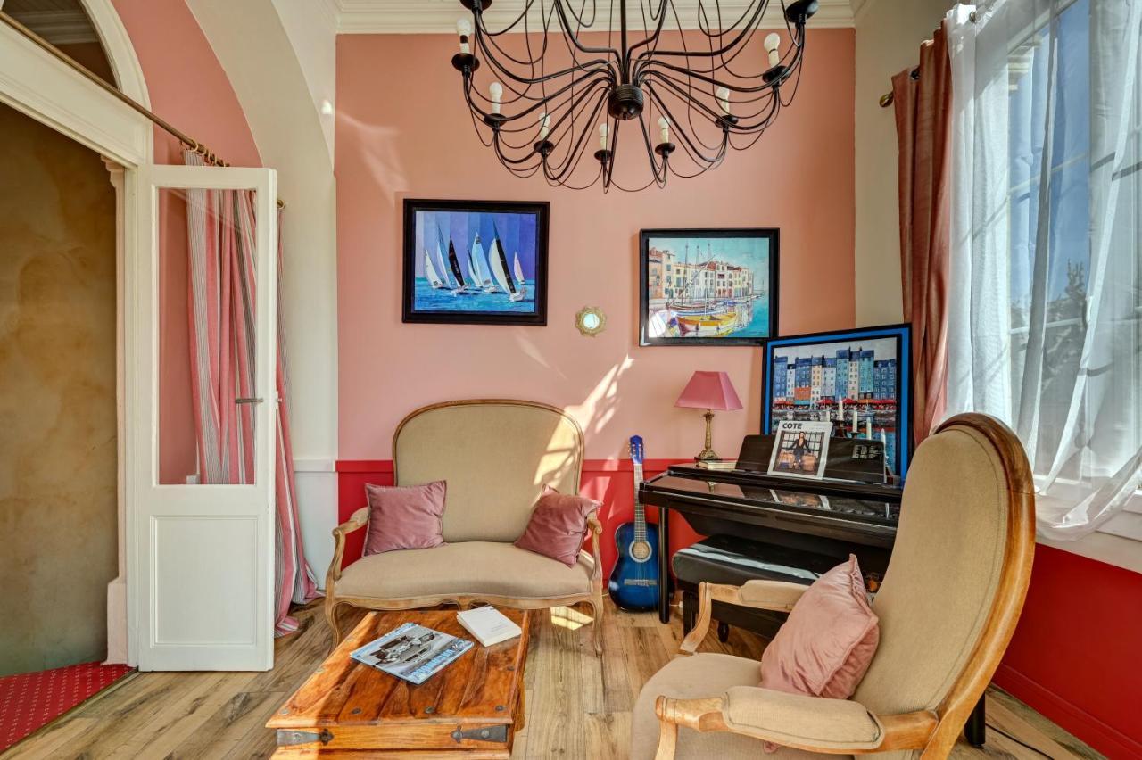 Hotel De Provence Tarascon Buitenkant foto