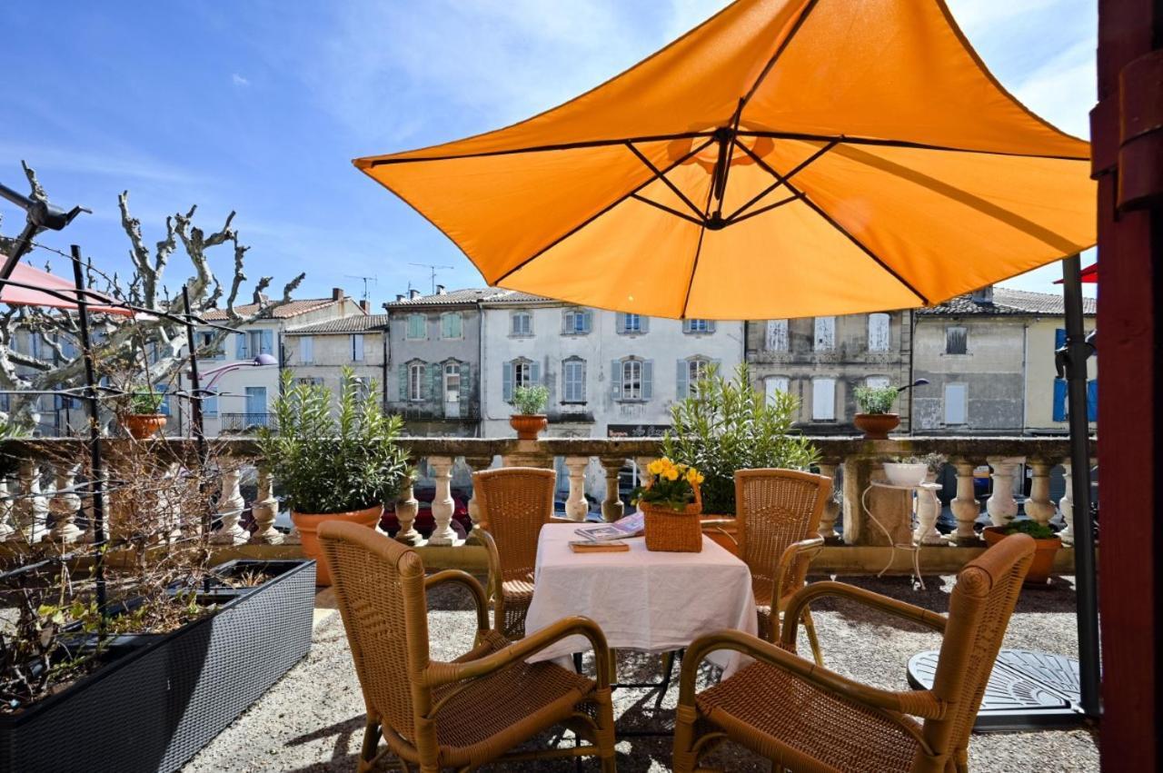 Hotel De Provence Tarascon Buitenkant foto